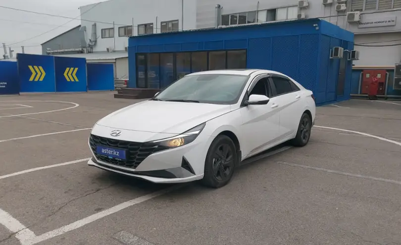 Hyundai Elantra 2023 года за 10 500 000 тг. в Алматы