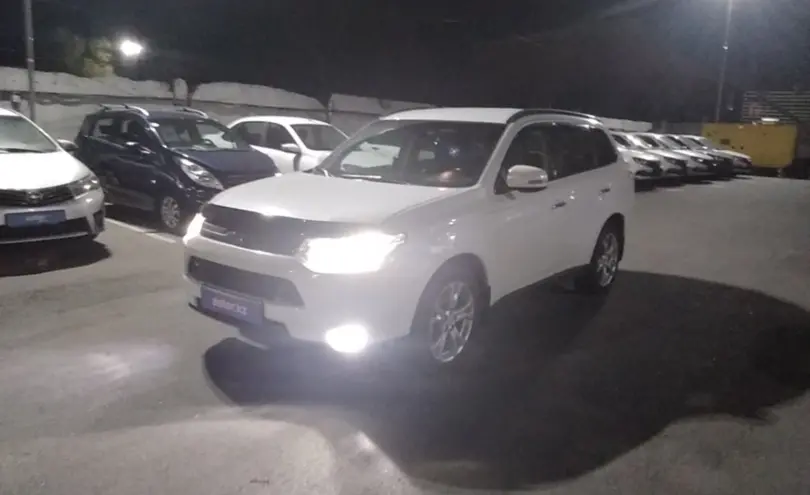 Mitsubishi Outlander 2013 года за 5 850 000 тг. в Алматы