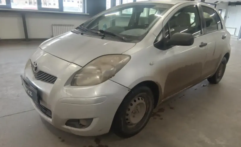 Toyota Yaris 2010 года за 4 000 000 тг. в Астана