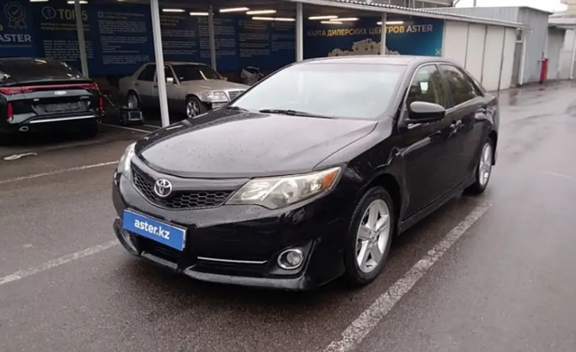 Toyota Camry 2014 года за 8 000 000 тг. в Алматы