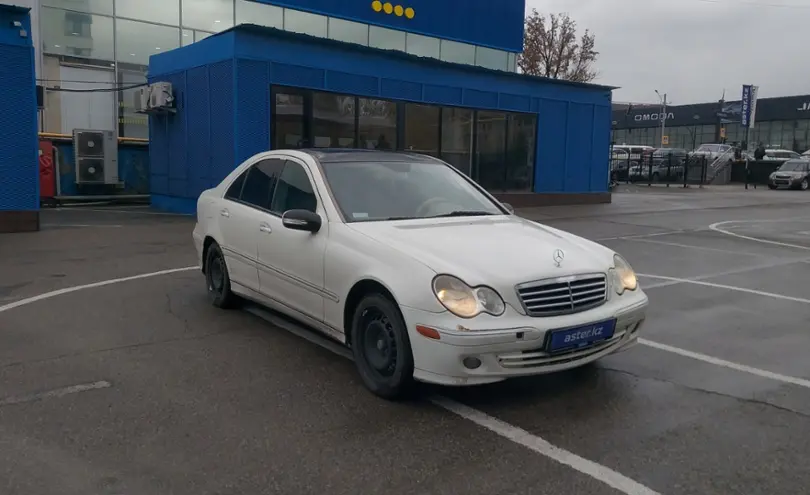 Mercedes-Benz C-Класс 2007 года за 4 000 000 тг. в Алматы фото 2