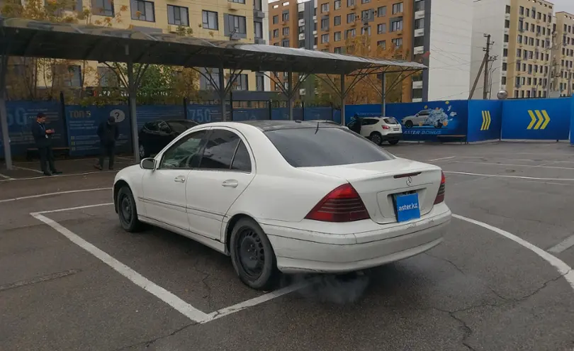 Mercedes-Benz C-Класс 2007 года за 4 000 000 тг. в Алматы фото 4