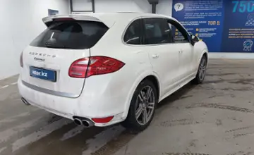 Porsche Cayenne 2011 года за 16 000 000 тг. в Астана фото 3