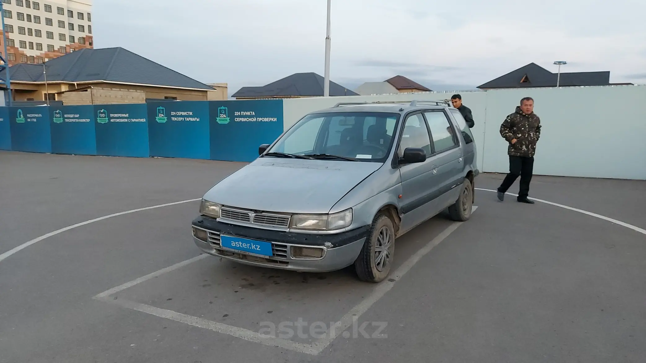 Mitsubishi Space Wagon 1992