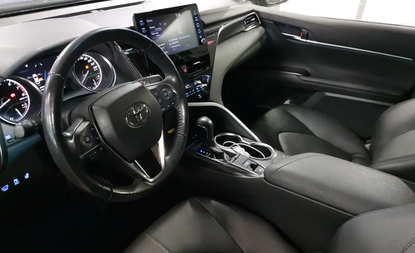 Toyota Camry 2023 года за 16 500 000 тг. в Астана фото 5