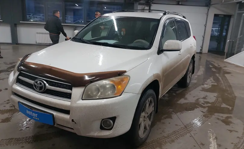 Toyota RAV4 2010 года за 7 000 000 тг. в Астана