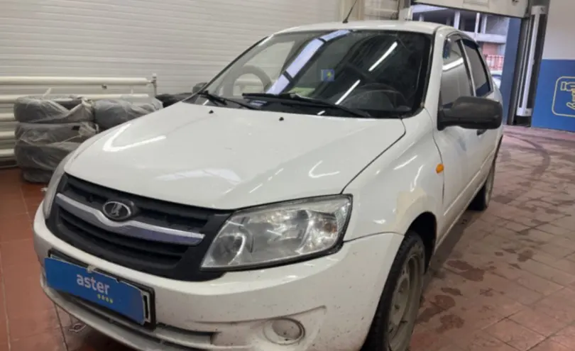 LADA (ВАЗ) Granta 2013 года за 2 700 000 тг. в Астана