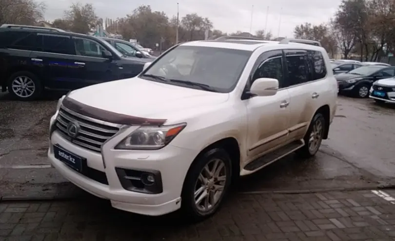 Lexus LX 2014 года за 29 500 000 тг. в Актобе