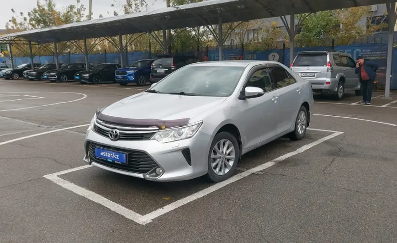 Toyota Camry 2015 года за 9 400 000 тг. в Алматы