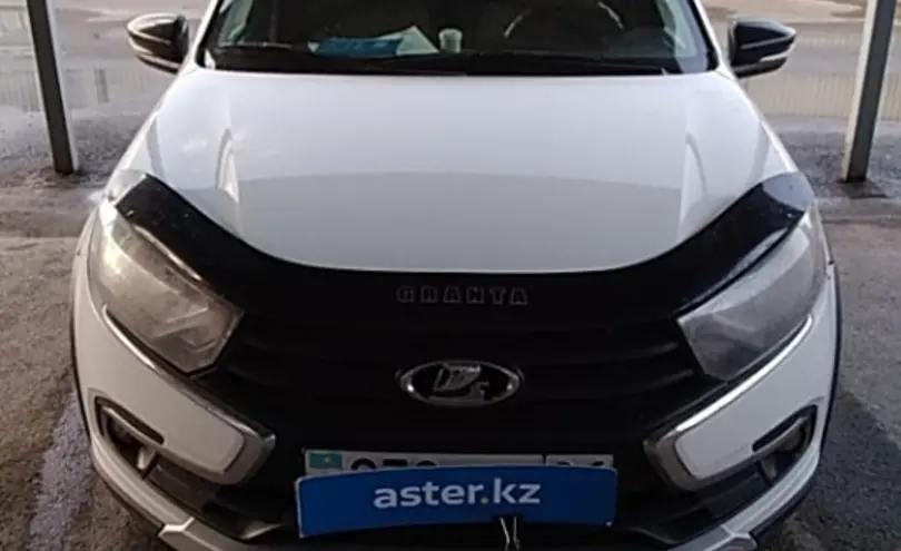 LADA (ВАЗ) Granta 2019 года за 3 500 000 тг. в Атырау фото 2