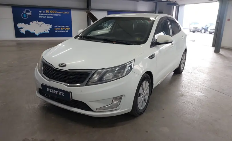 Kia Rio 2013 года за 3 500 000 тг. в Астана