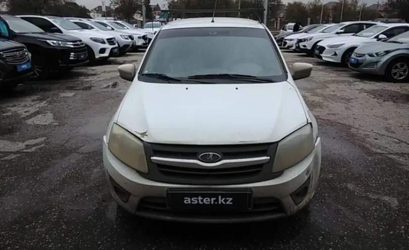 LADA (ВАЗ) Granta 2014 года за 1 700 000 тг. в Актобе фото 2