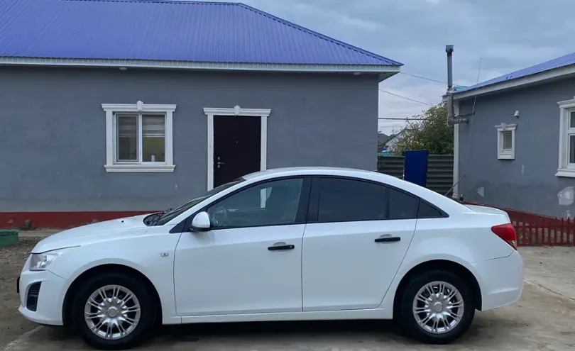 Chevrolet Cruze 2013 года за 3 000 000 тг. в Атырауская область