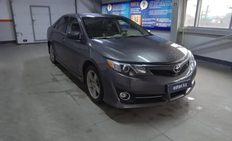 Toyota Camry 2014 года за 9 000 000 тг. в Уральск фото 3