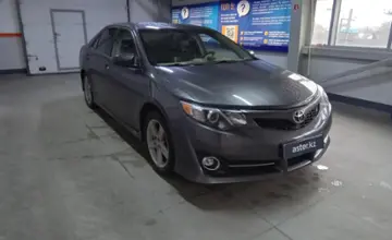 Toyota Camry 2014 года за 9 000 000 тг. в Уральск фото 3