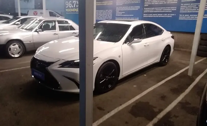 Lexus ES 2020 года за 17 500 000 тг. в Алматы