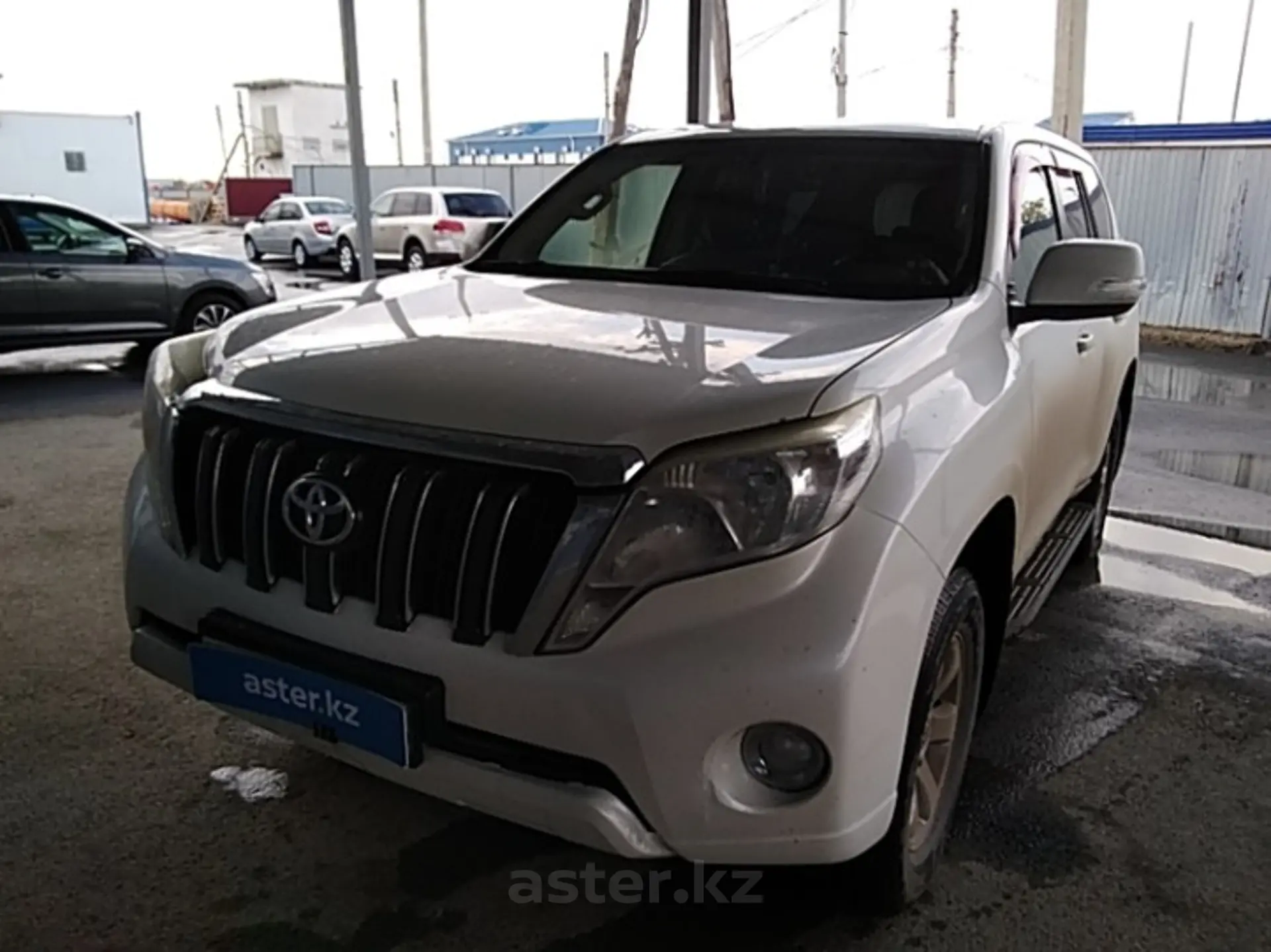 Toyota Land Cruiser Prado 2014