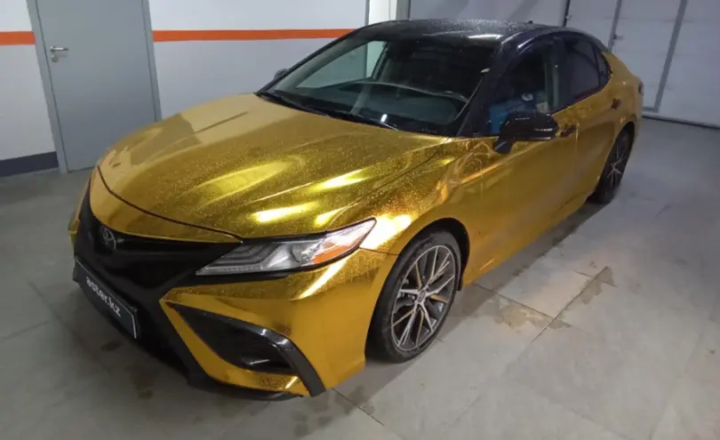 Toyota Camry 2020 года за 13 000 000 тг. в Уральск