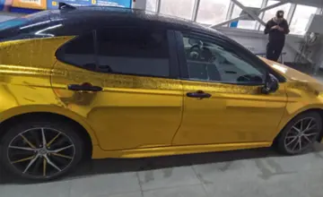Toyota Camry 2020 года за 13 000 000 тг. в Уральск фото 4
