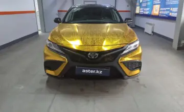 Toyota Camry 2020 года за 13 000 000 тг. в Уральск фото 2