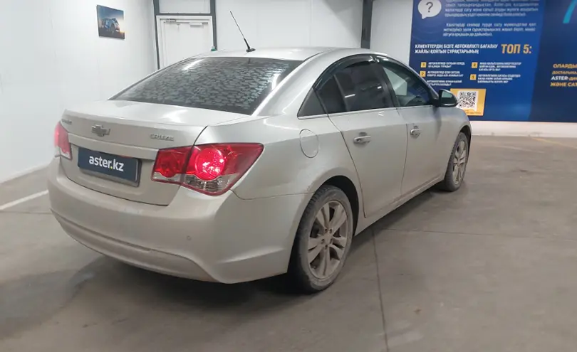 Chevrolet Cruze 2013 года за 4 500 000 тг. в Астана фото 3