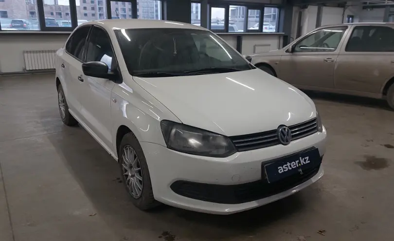 Volkswagen Polo 2012 года за 3 300 000 тг. в Астана фото 2