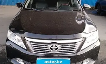 Toyota Camry 2012 года за 9 000 000 тг. в Атырау фото 2