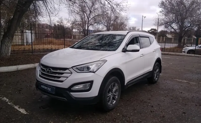 Hyundai Santa Fe 2015 года за 8 000 000 тг. в Актобе