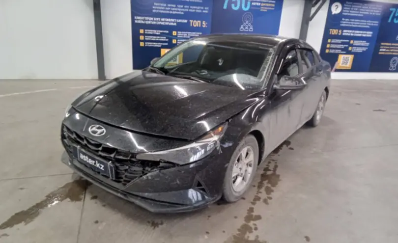 Hyundai Elantra 2020 года за 9 800 000 тг. в Астана