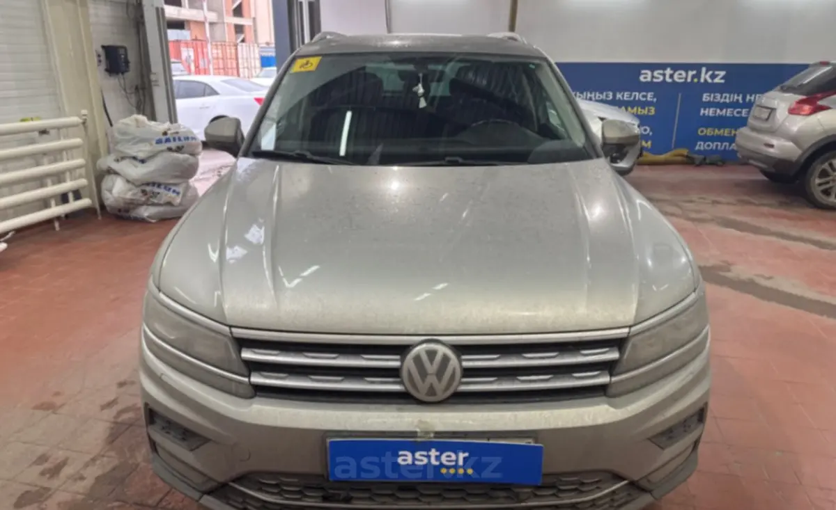 Купить Volkswagen Tiguan 2018 года в Астане, цена 12000000 тенге. Продажа Volkswagen Tiguan в Астане - Aster.kz. №c1128857 Volkswagen Tiguan 2018 года за 12 000 000 тг. в Астана