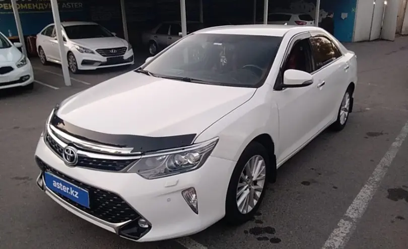 Toyota Camry 2015 года за 10 000 000 тг. в Алматы