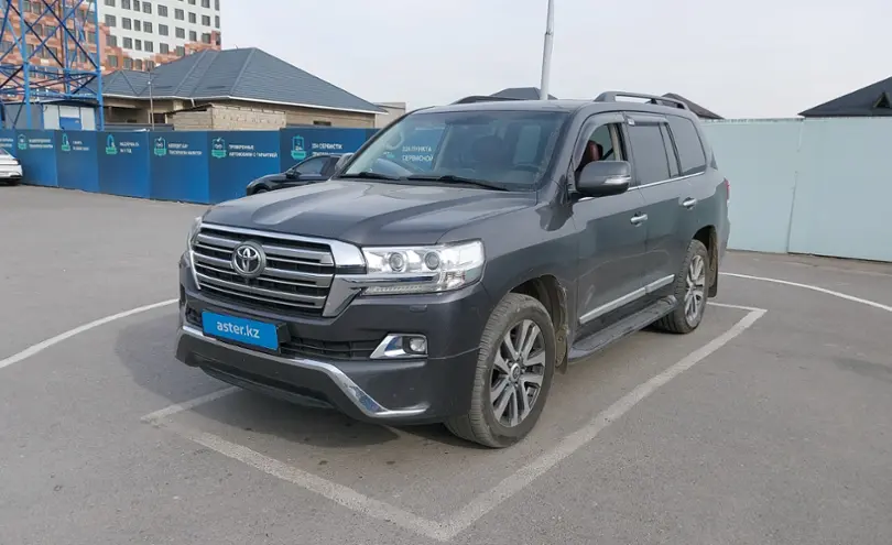 Toyota Land Cruiser 2016 года за 35 000 000 тг. в Шымкент