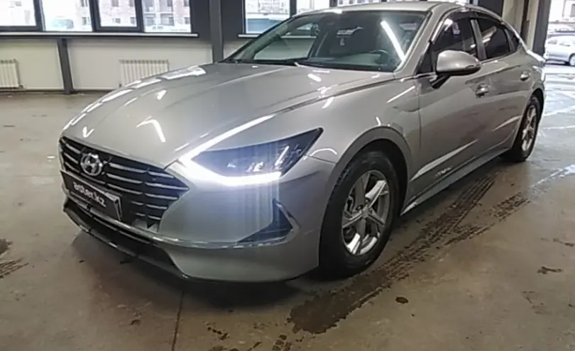 Hyundai Sonata 2019 года за 11 000 000 тг. в Астана