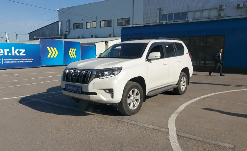 Toyota Land Cruiser Prado 2022 года за 26 000 000 тг. в Алматы