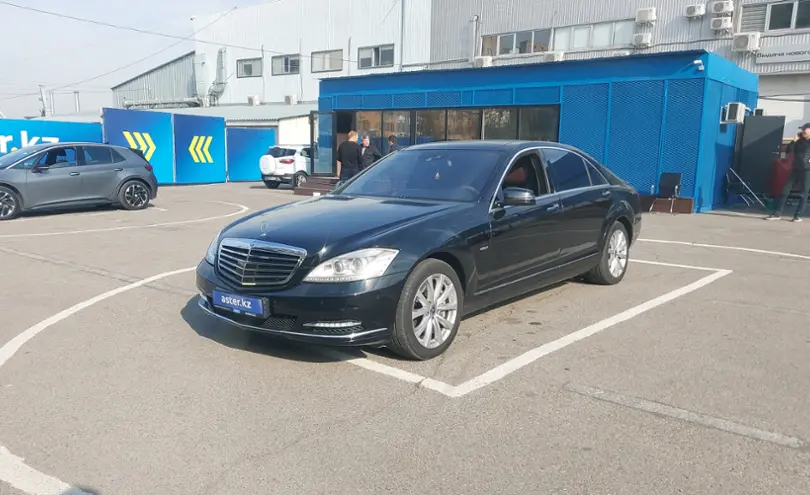 Mercedes-Benz S-Класс 2011 года за 11 000 000 тг. в Алматы