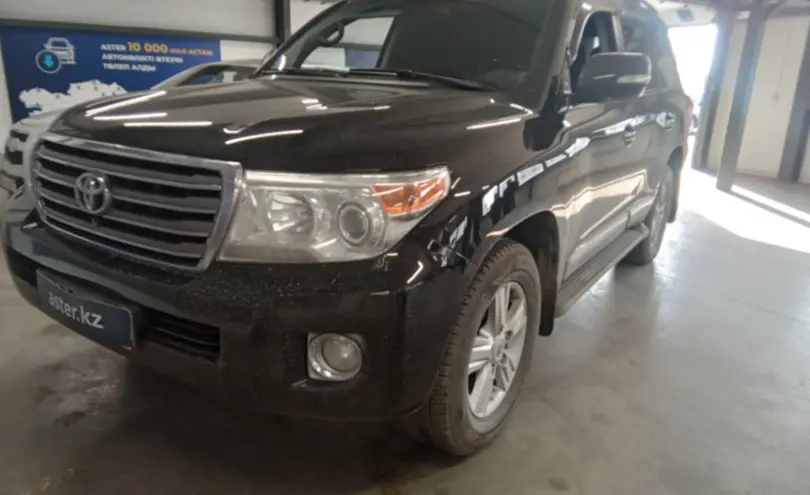 Toyota Land Cruiser 2014 года за 25 000 000 тг. в Астана