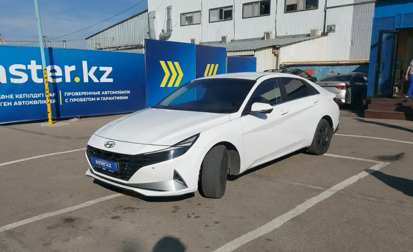 Hyundai Elantra 2022 года за 9 000 000 тг. в Алматы