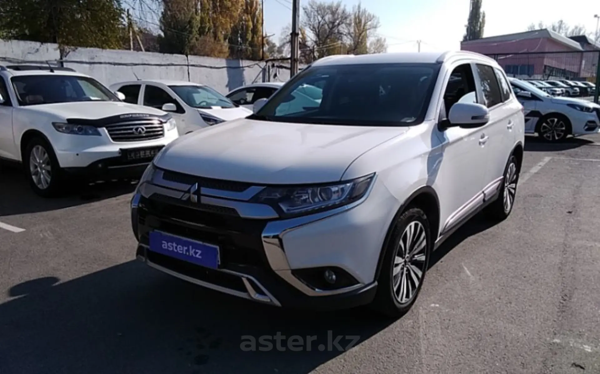 Mitsubishi Outlander 2020