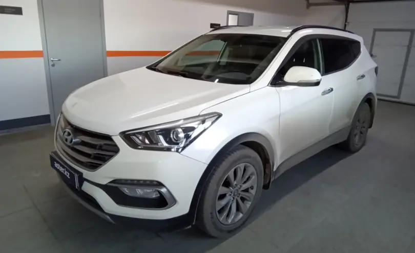 Hyundai Santa Fe 2016 года за 10 500 000 тг. в Уральск