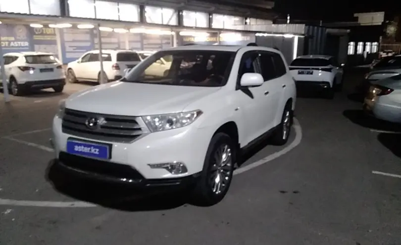 Toyota Highlander 2012 года за 15 200 000 тг. в Алматы