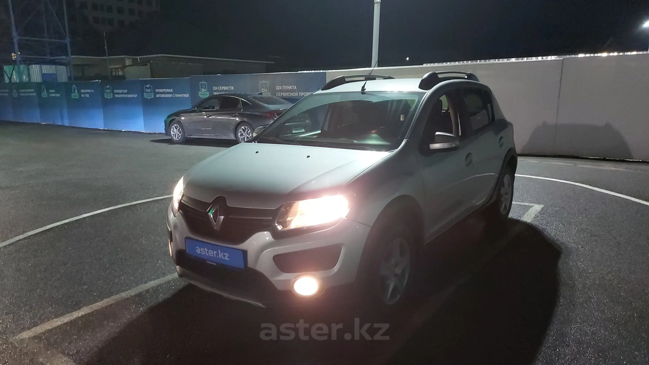 Renault Sandero 2015