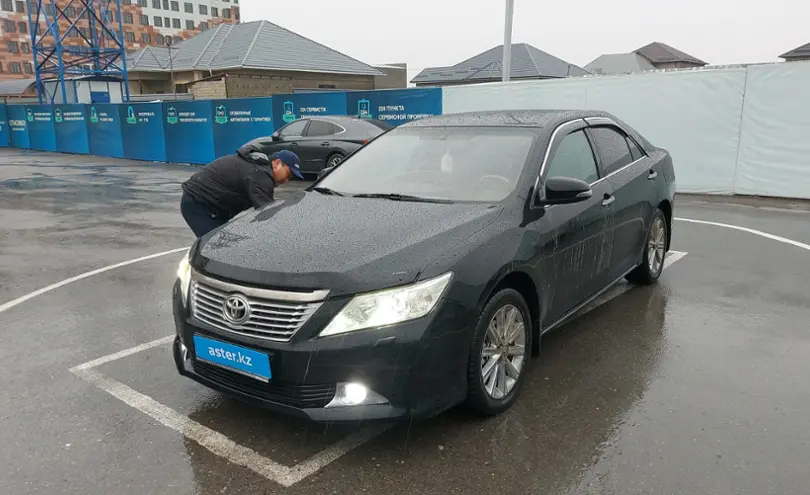 Toyota Camry 2014 года за 9 000 000 тг. в Шымкент