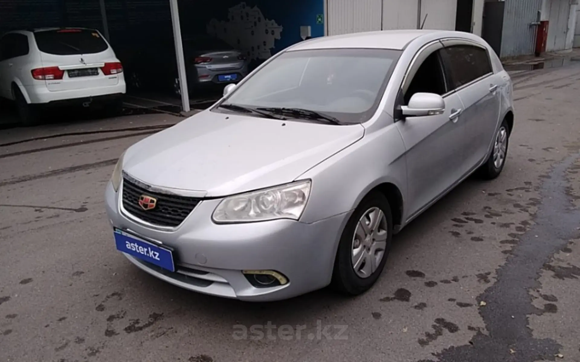 Geely Emgrand 2013