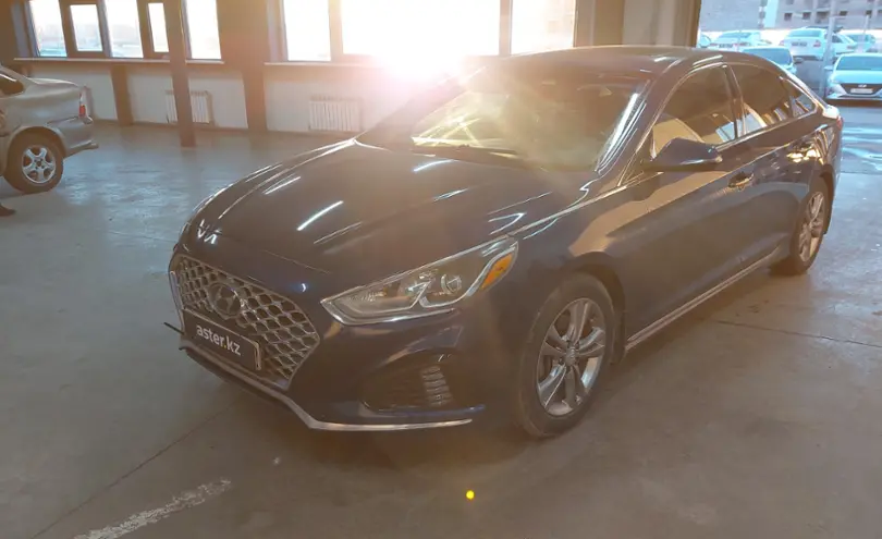 Hyundai Sonata 2019 года за 10 000 000 тг. в Астана