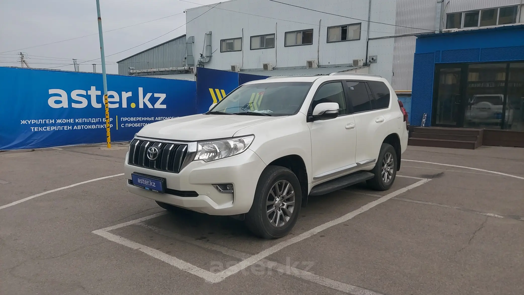 Toyota Land Cruiser Prado 2019