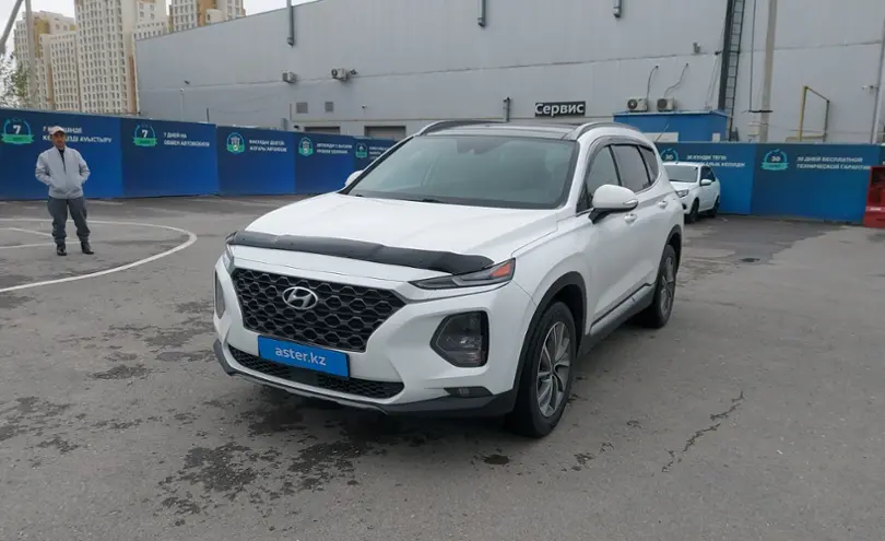 Hyundai Santa Fe 2019 года за 13 000 000 тг. в Шымкент