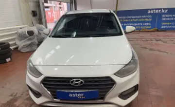 Hyundai Accent 2019 года за 7 300 000 тг. в Астана фото 2