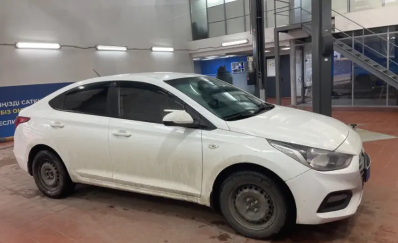 Hyundai Accent 2019 года за 7 300 000 тг. в Астана фото 4
