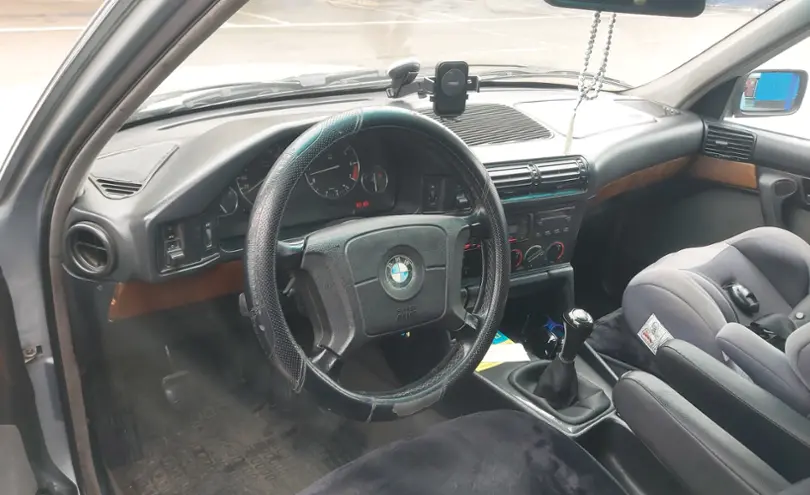 BMW 5 серии 1995 года за 2 600 000 тг. в Алматы фото 5