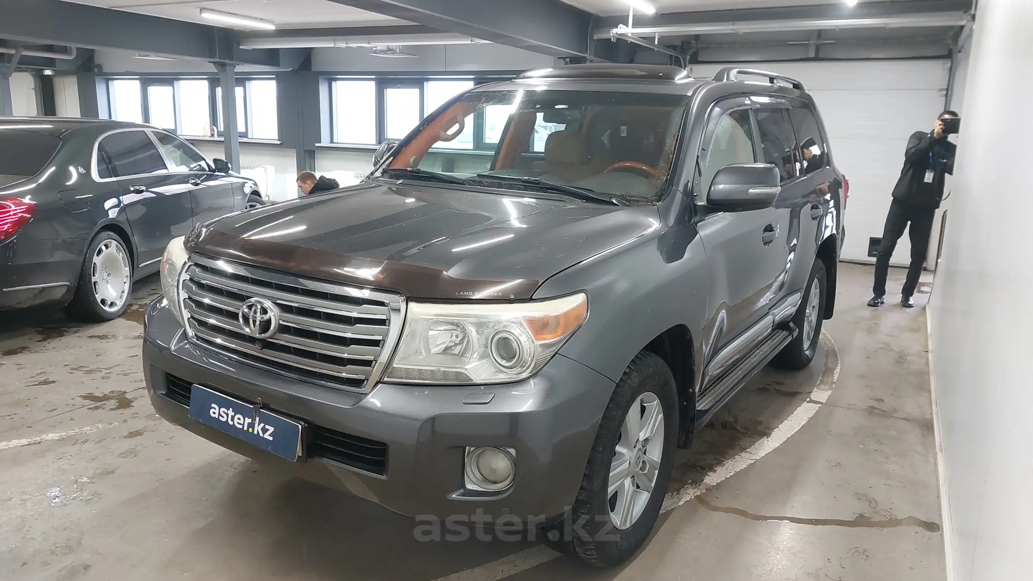 Toyota Land Cruiser 2012